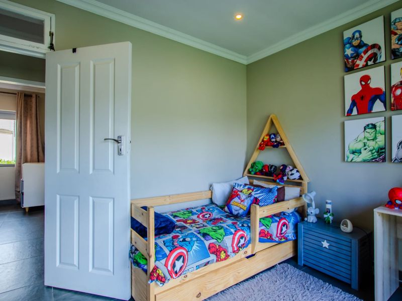 4 Bedroom House in Buurendal - Photo 8
