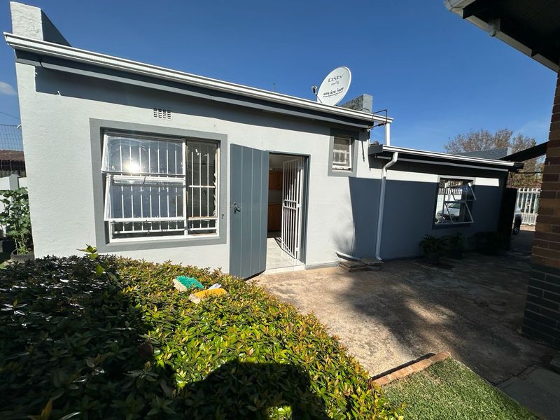 1 bedroom Studio Cottage TO LET - Photo 1