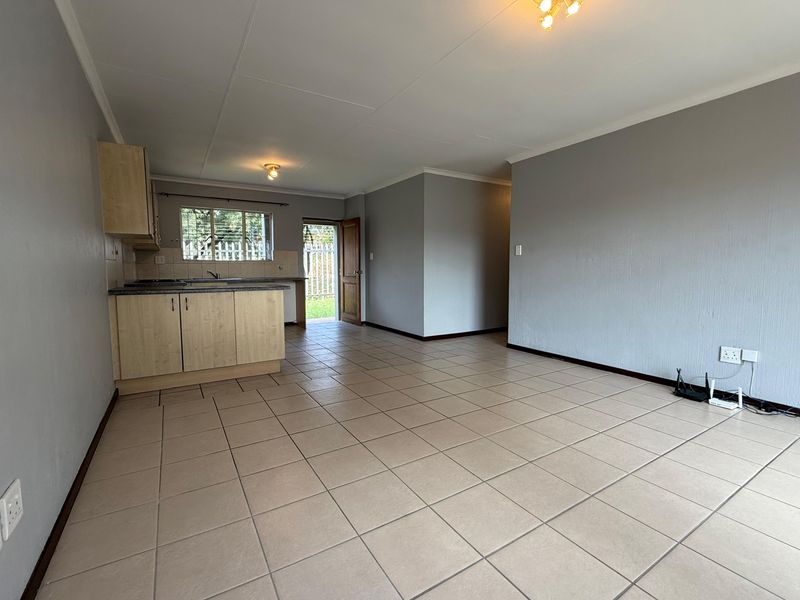 3 bedroom 2 bathroom lockup and go in Aloe Ridge 1 - Photo 2