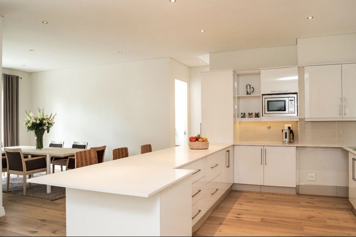 2 Bedroom Apartment / Flat to Rent in Dunkeld West - Photo 3