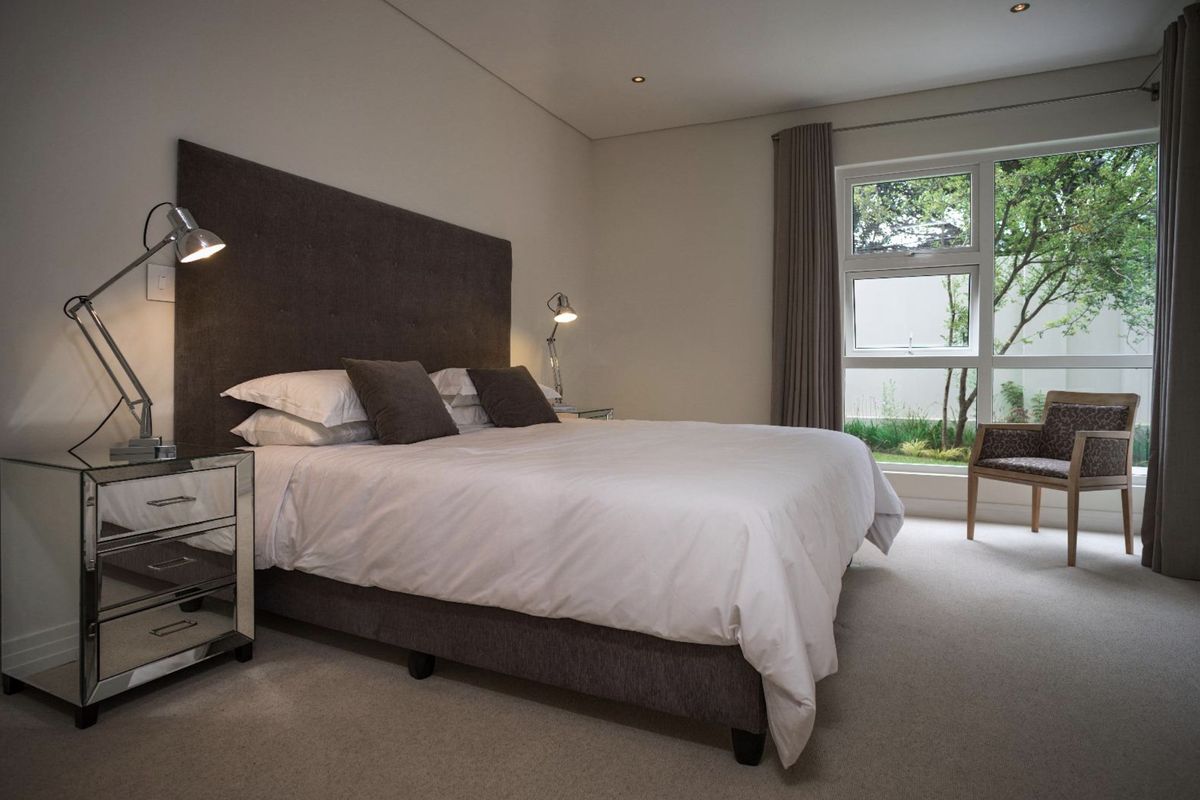 2 Bedroom Apartment / Flat to Rent in Dunkeld West - Photo 5