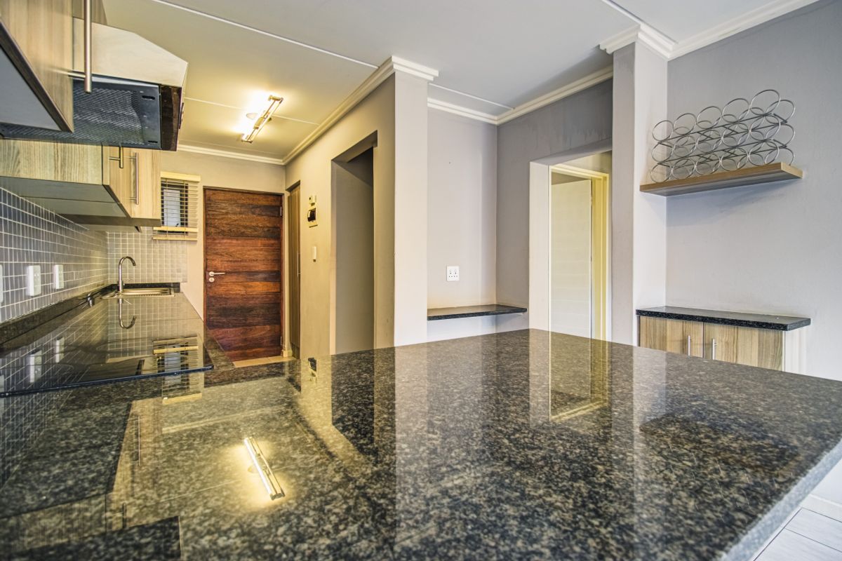 2 Bedroom Apartment - For Sale - Photo 4