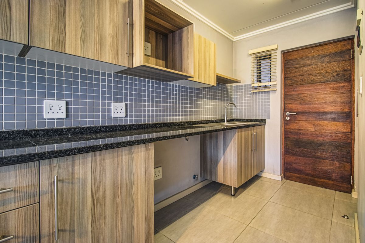 2 Bedroom Apartment - For Sale - Photo 2