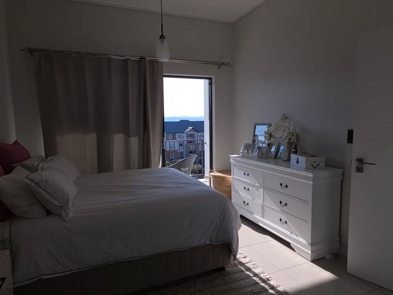 Stylish 3rd Floor Apartment in The Reid Lifestyle Estate - Photo 9