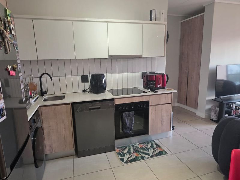 Immaculate 2 Bed | 2 Bath Apartment To Rent In The Reid Lifestyle Estate – Available 1 September - Photo 2