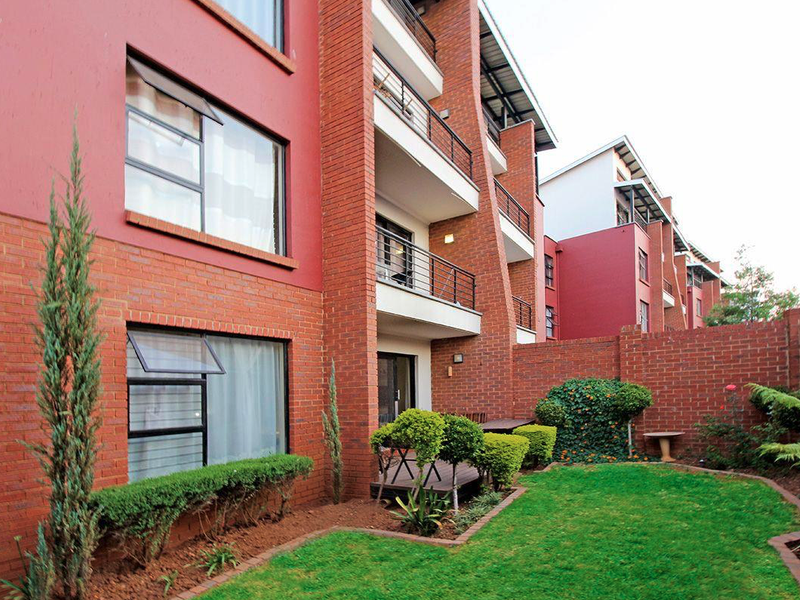 Serene Garden Apartment – Modern, Secure, and Move-In Ready! - Photo 4