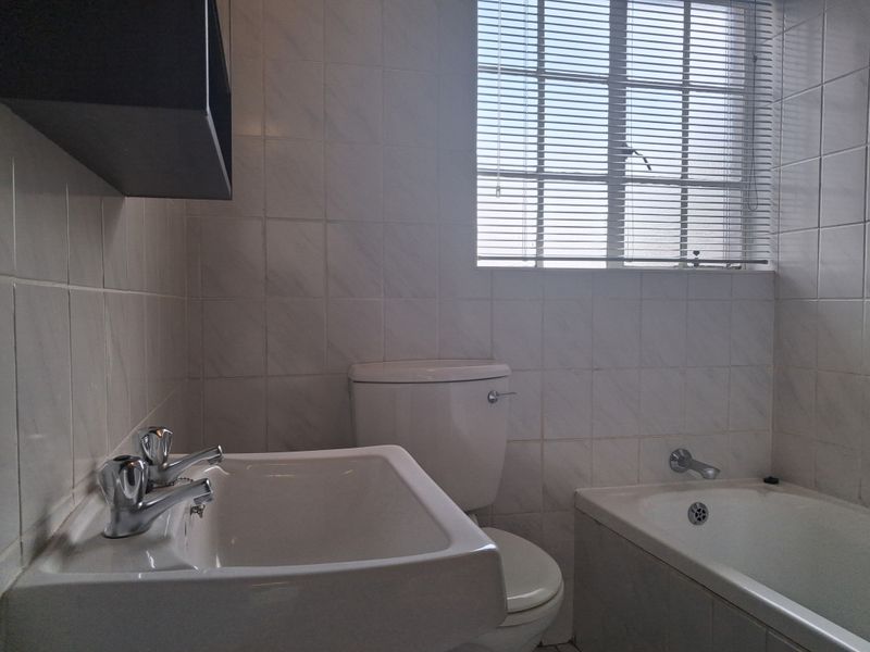 2 Bedroom Townhouse in Eden Glen - For Sale - Photo 8