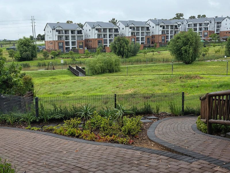 Brand New 2 Bedroom, 2 Bathroom Apartment To Rent – The Reid, Linbro Park - Photo 2