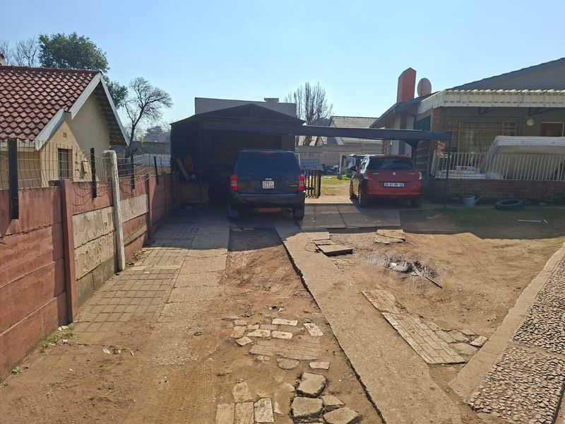 Calling all Investors!!!! 3 bedroom house for sale in Eastleigh. - Photo 4
