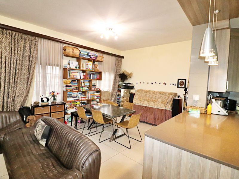 Modern Garden Apartment with Pool & Inverter System in the Complex - Photo 4
