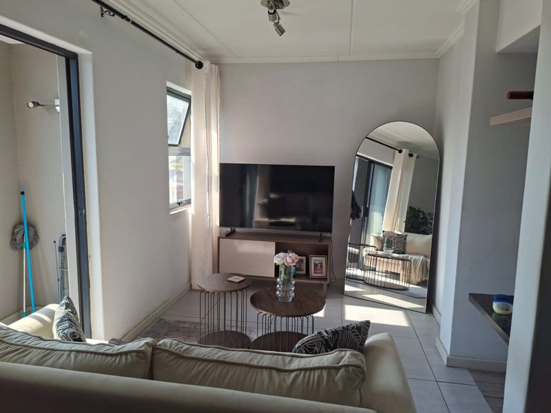 1 Bedroom Apartment For Sale In Sebenza - Lock & Go!!! - Photo 4