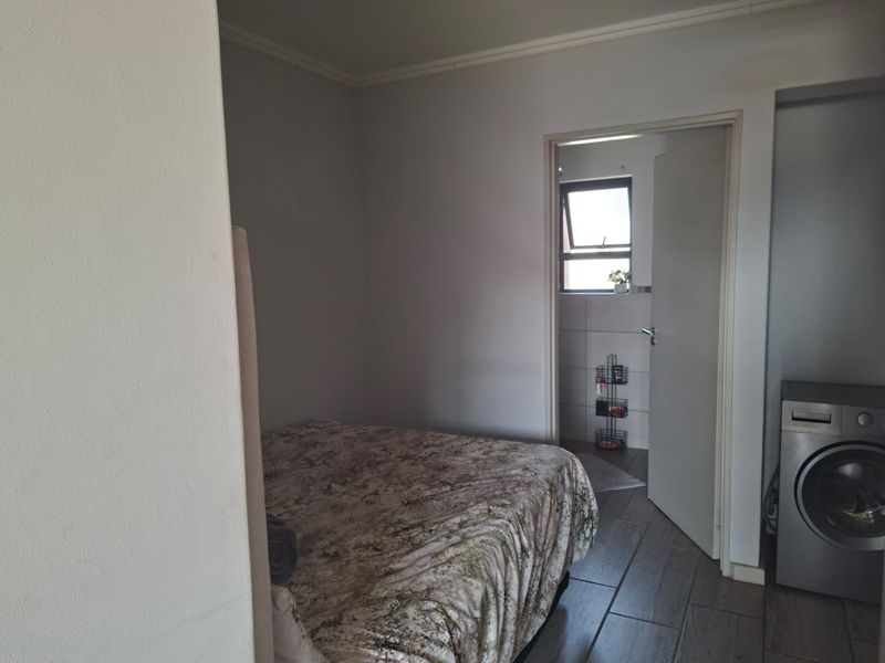 1 Bedroom Apartment For Sale In Sebenza - Lock & Go!!! - Photo 5