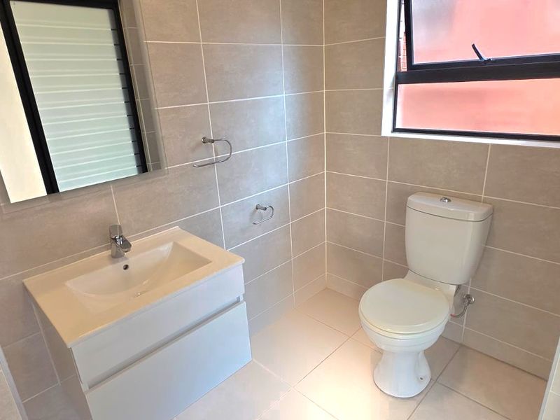 Stylish 2 Bedroom Apartment for Sale – The Reid, Linbro Park - Photo 9