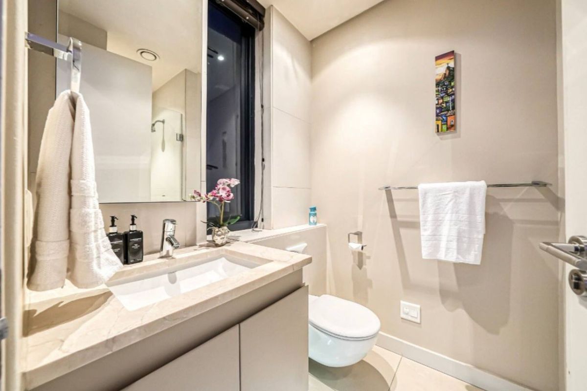 Apartment Rental Monthly In Sandton - Photo 5