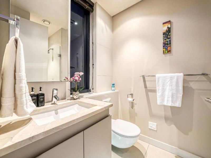 Apartment Rental Monthly In Sandton - Photo 5