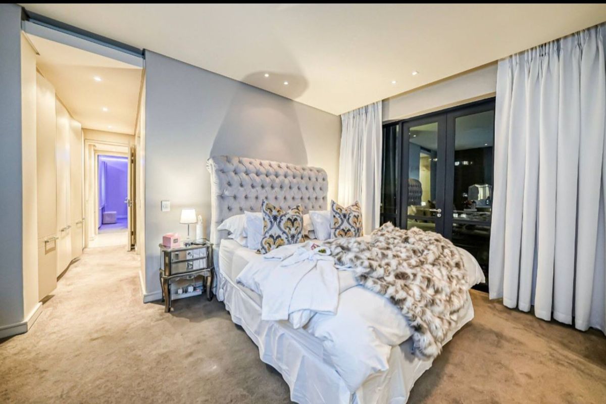 Apartment Rental Monthly In Sandton - Photo 3