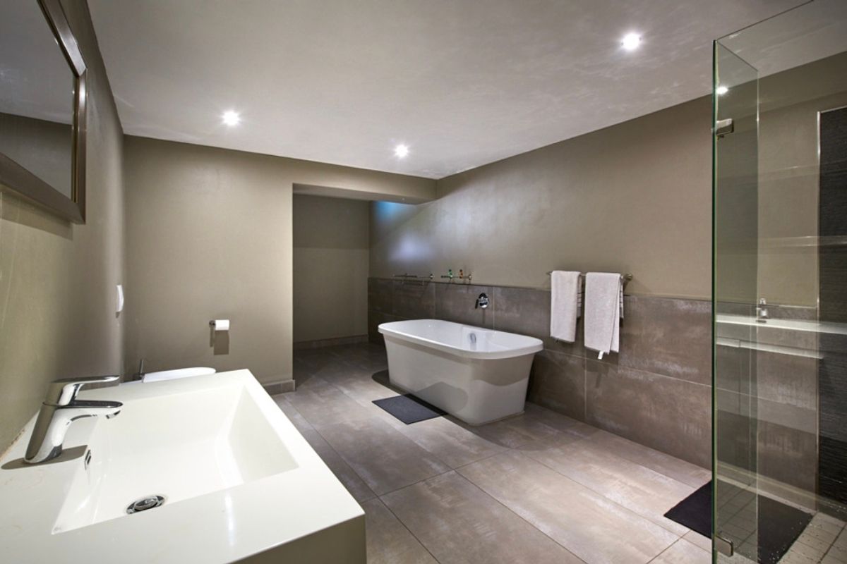 Modern 1 Bed Funished apartment in Sandown - Photo 4