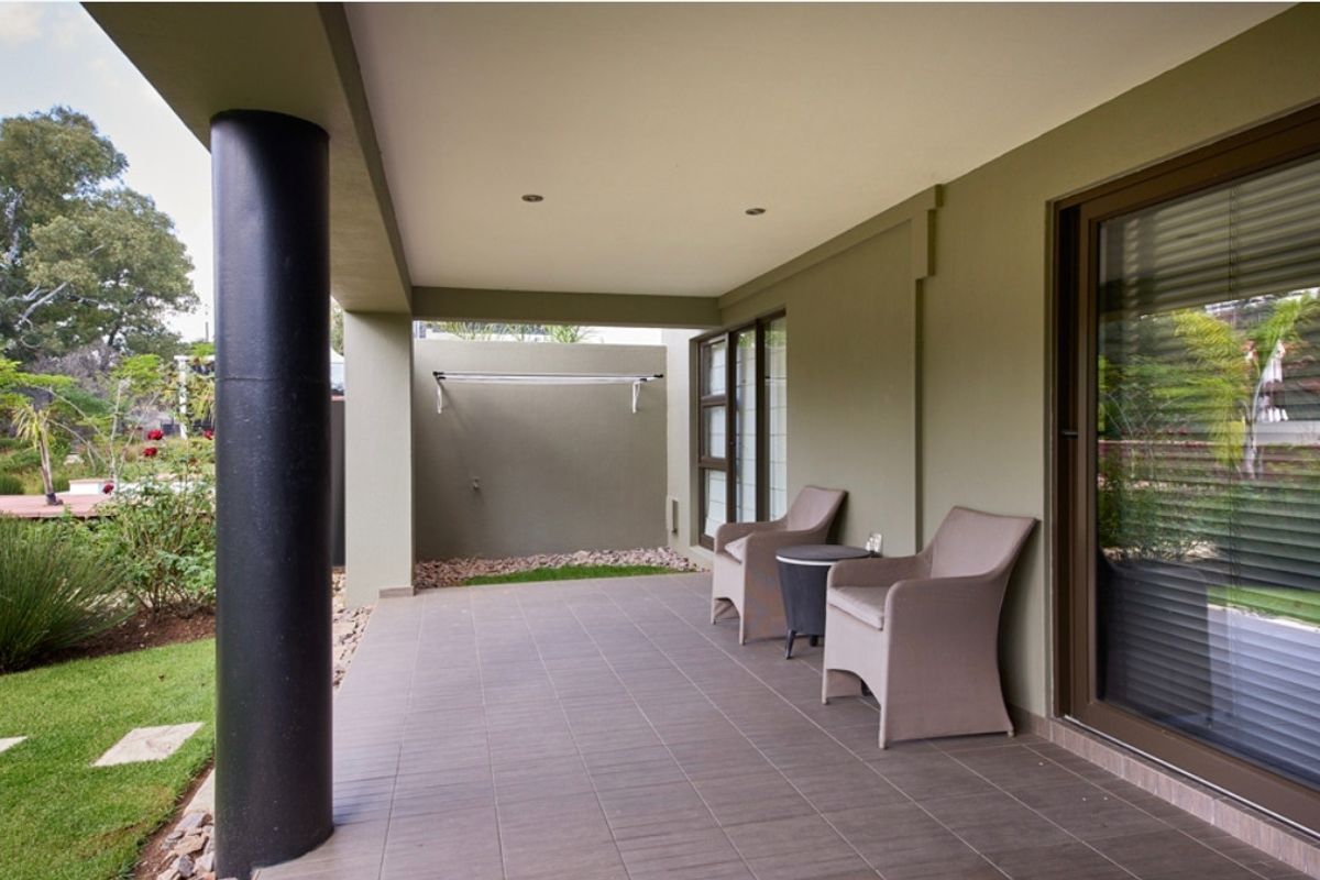 Modern 1 Bed Funished apartment in Sandown - Photo 5