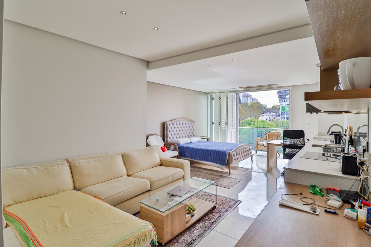 Luxury Fully Furnished Bachelor at Metropolis on Park – R13,000 p/m - Photo 5