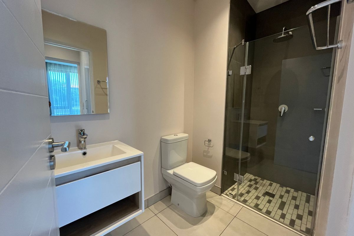 Apartment Rental Monthly In Sandton - Photo 3