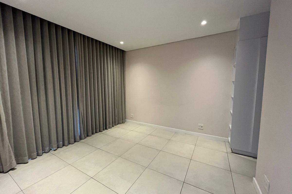 Apartment Rental Monthly In Sandton - Photo 5