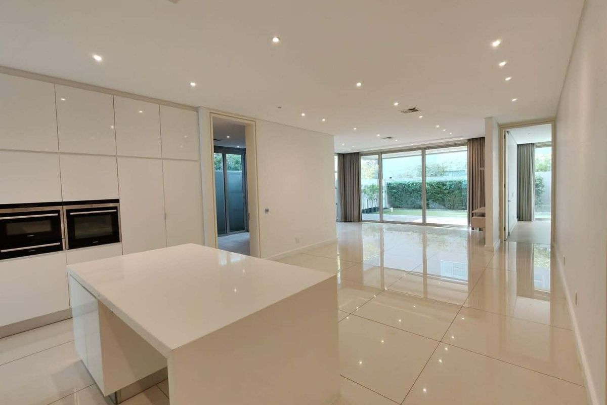 Modern 2 Bed Garden Unit For Rent in Morningside - Photo 5