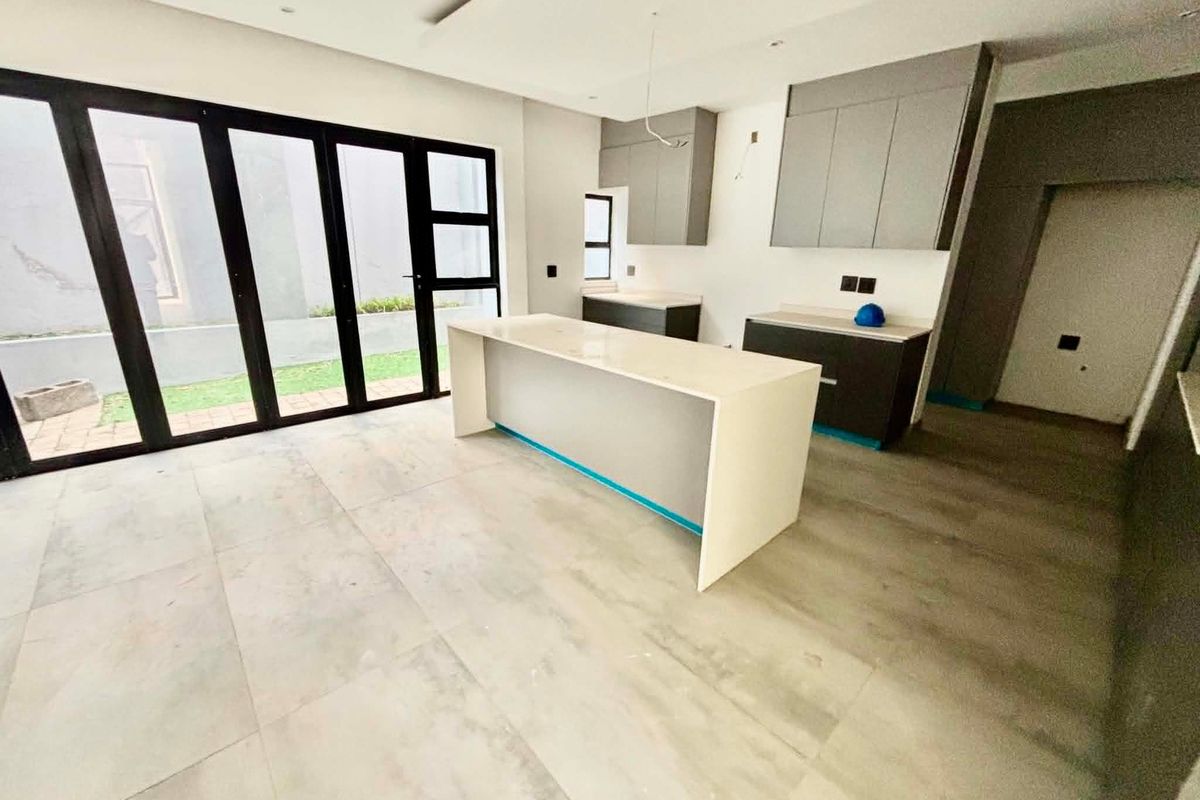 Townhouse Rental Monthly In Sandton - Photo 3