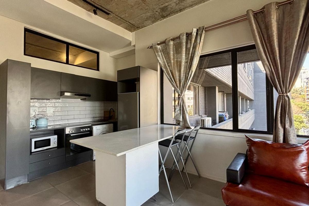 1 BEDROOM 1 BATH FULLY FURNISHED APARTMENT FOR RENT IN SANDTON - Photo 3