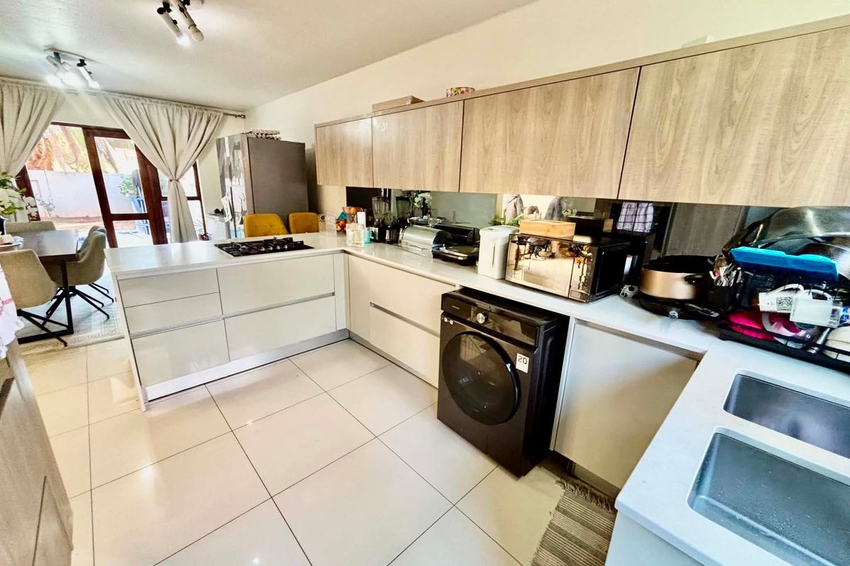 3 Bed Cluster for rent Morningside - Photo 2