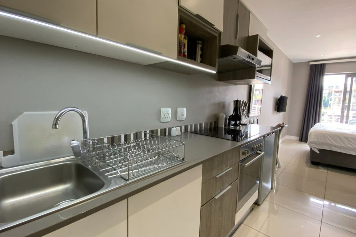 Studio Apartment at The Capital on Bath - Photo 3