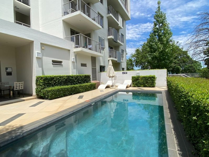 Studio Apartment at The Capital on Bath - Photo 9