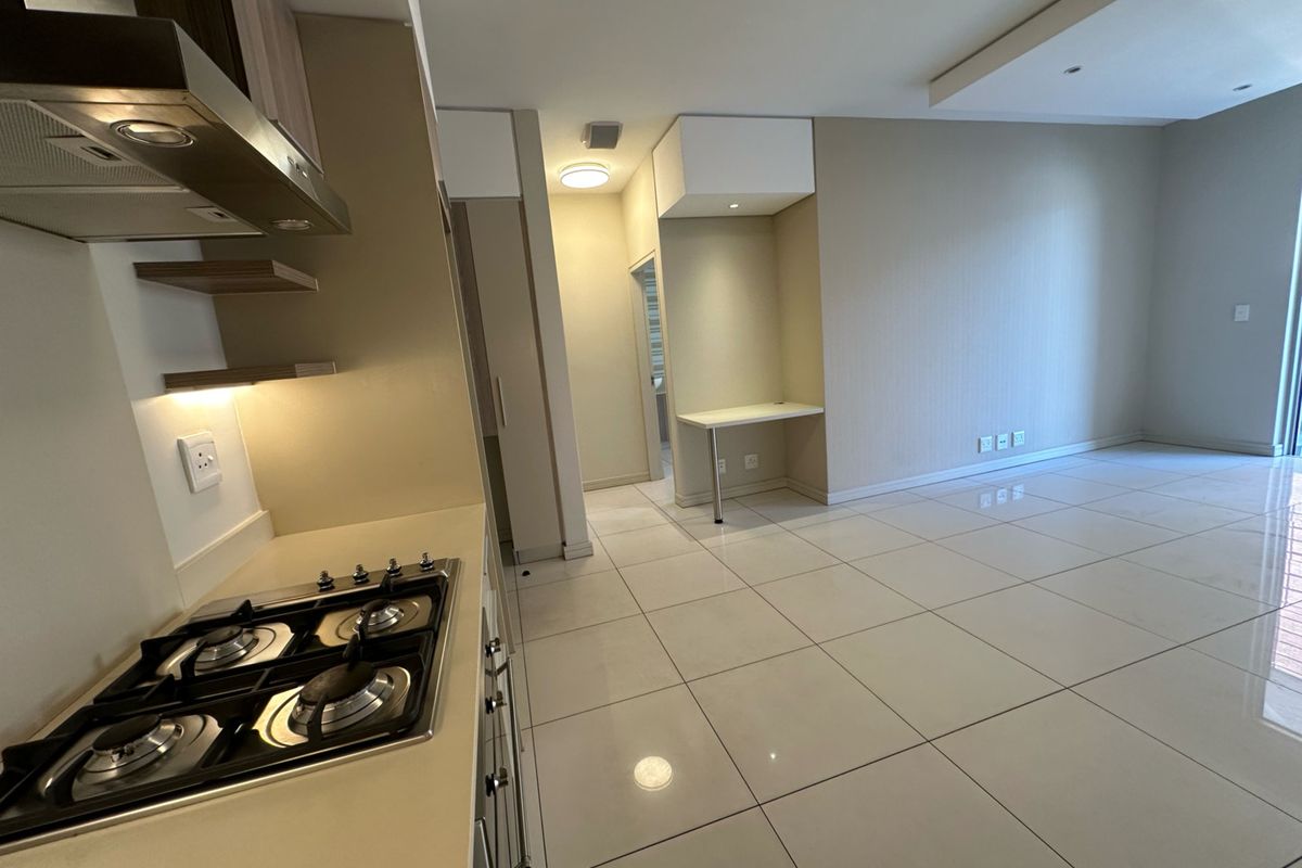 Apartment For Sale In Johannesburg - Photo 4