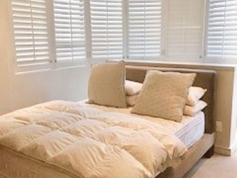 BEAUTIFUL CHIC LIVING SPACE!!! - Photo 4