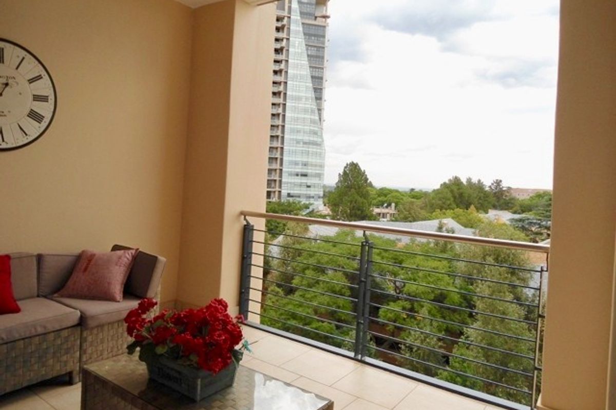 Apartment For Sale In Sandton - Photo 3