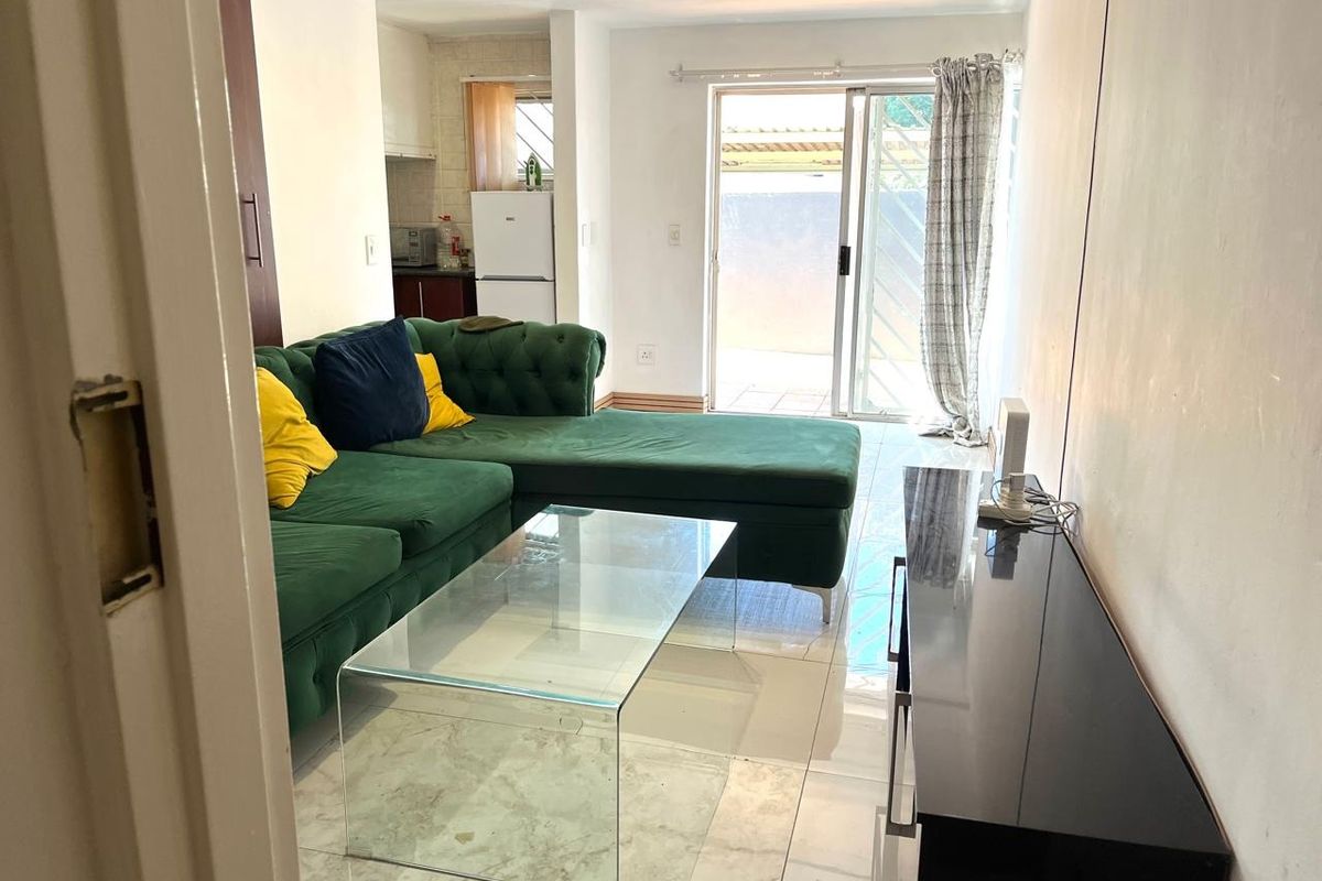 1-Bedroom Apartment with Essential Comforts and Prime Location! - Photo 4