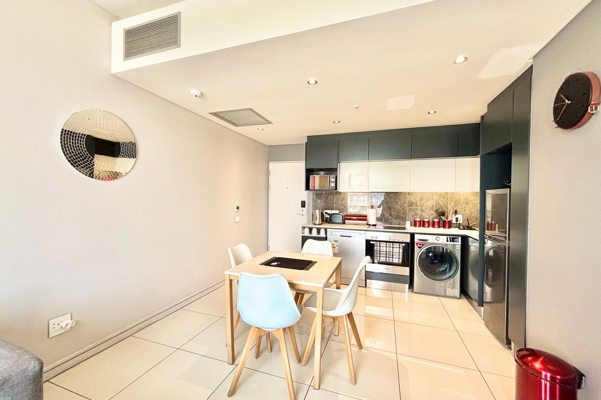 1 BED 1 BATH FULLY FURNISHED FOR SALE IN SANDTON - Photo 3