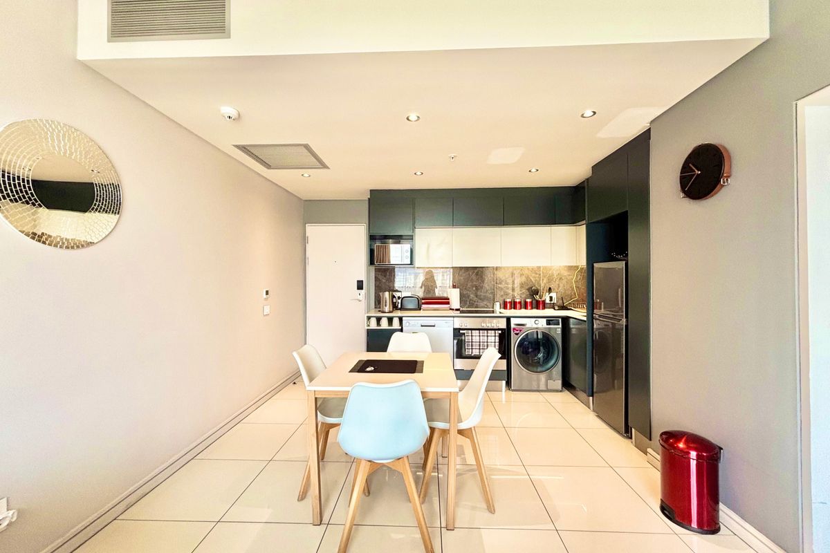 1 BED 1 BATH FULLY FURNISHED FOR SALE IN SANDTON - Photo 5