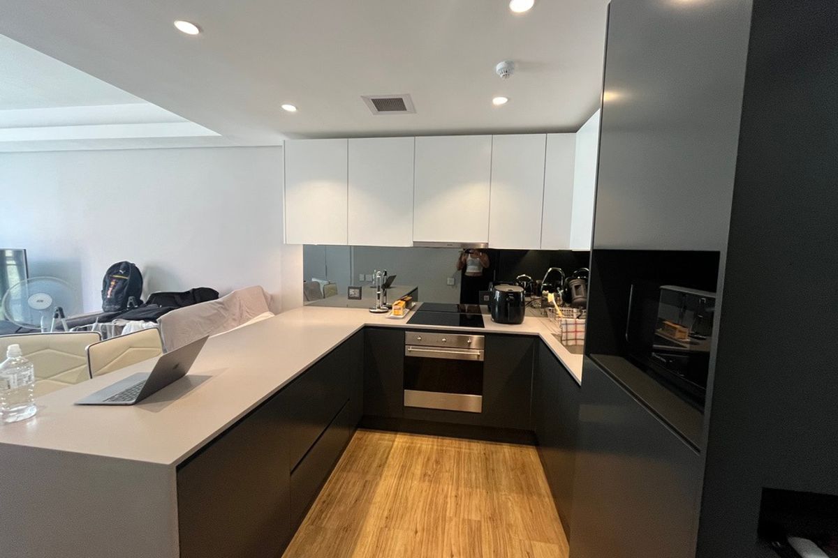 Apartment For Sale In Johannesburg - Photo 3