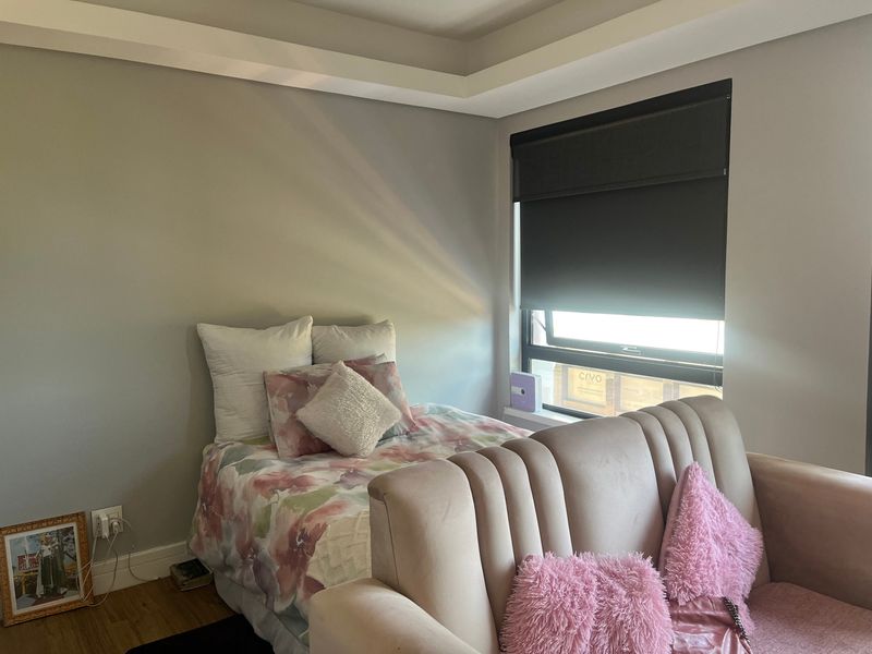 Apartment For Sale In Johannesburg - Photo 9