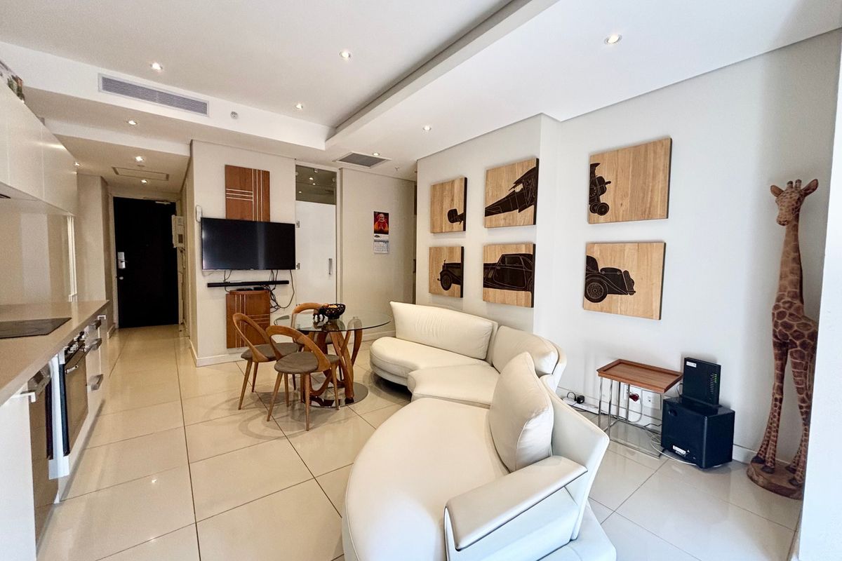 2 BED 2 BATH FULLY FURNISHED APARTMENT IN SANDTON - Photo 3