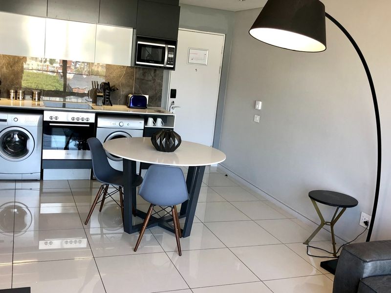 1 BEDROOM APARTMENT FOR SALE IN SANDTON - Photo 2