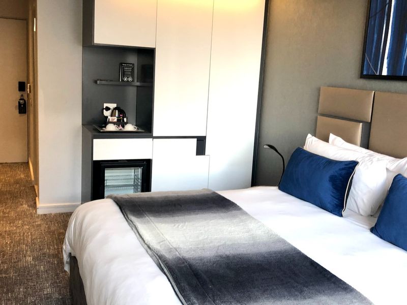 1 BEDROOM APARTMENT FOR SALE IN SANDTON - Photo 3