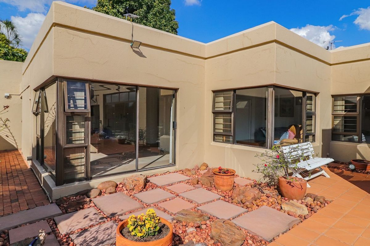 House For Sale In Sandton - Photo 2