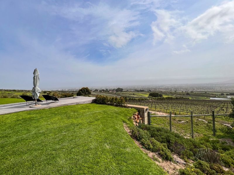 106ha luxury farm with architect designed home for sale in the Winelands!! - Photo 8