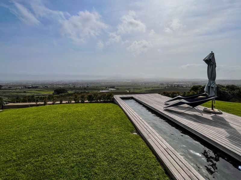 106ha luxury farm with architect designed home for sale in the Winelands!! - Photo 3