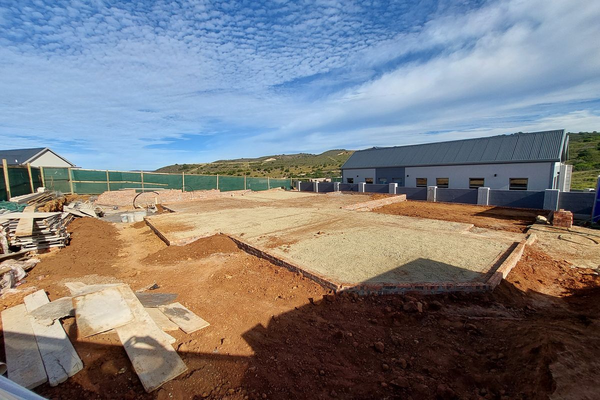 Brand-New 3 Bedroom Single-Level Home in Outeniquasbosch Wildlife Estate - Photo 5