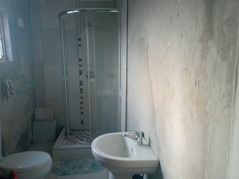 Affordable 3 Bedroom Home with Room to Grow - Photo 7