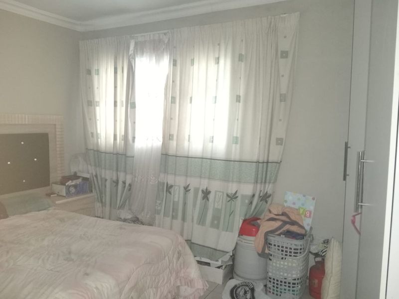 Affordable 3 Bedroom Home with Room to Grow - Photo 6