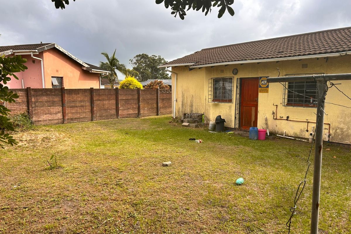 Well-Located 3-Bedroom Family Home in Esikhawini - Photo 2