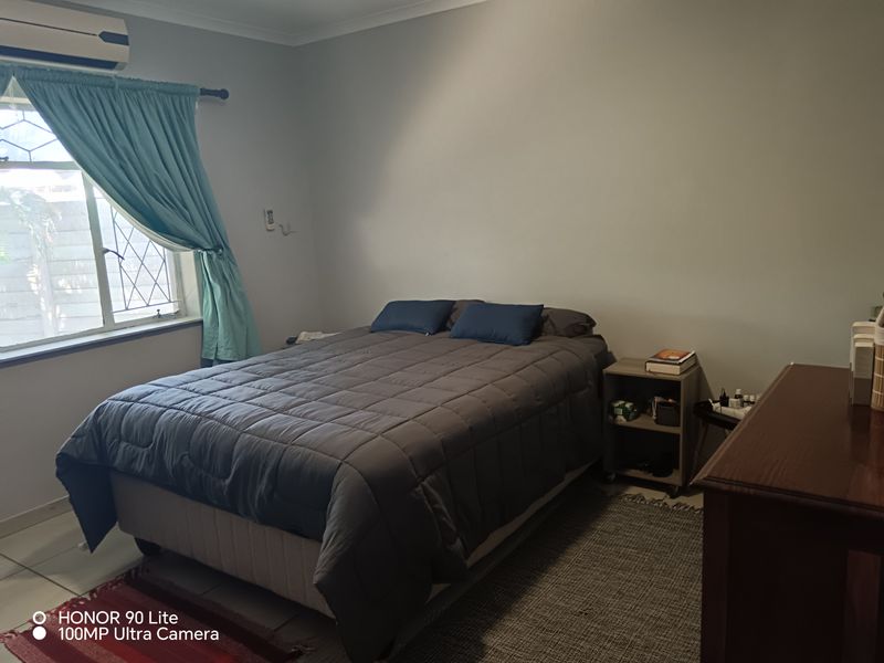 Beautiful 3 Bedroom Home with  2 Bed Flatlet in Veld En Vlei. - Photo 8